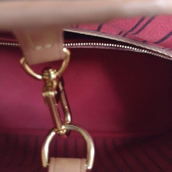 💯% authentic Louis Vuitton Neverfull Monogram Tote Mm rare cerise♥️ - Picture 5 of 15